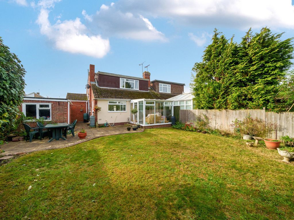 3 bed chalet for sale in College Close, Cholsey OX10, £425,000 Zoopla