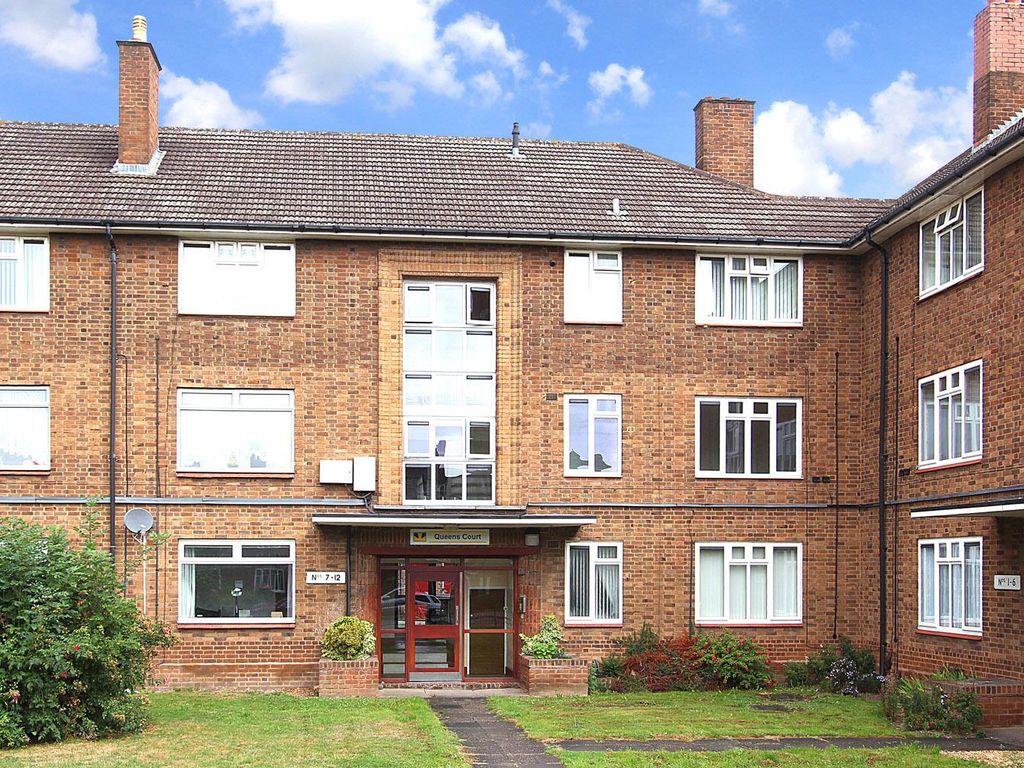 1 bed flat to rent in Queens Court, Wolverhampton WV10 Zoopla