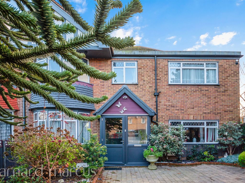 5 bed semidetached house for sale in Friary Road, London W3, £