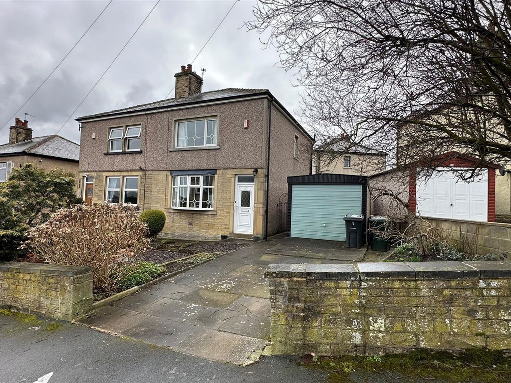 2 bed semidetached house for sale in Victoria Avenue, Eccleshill