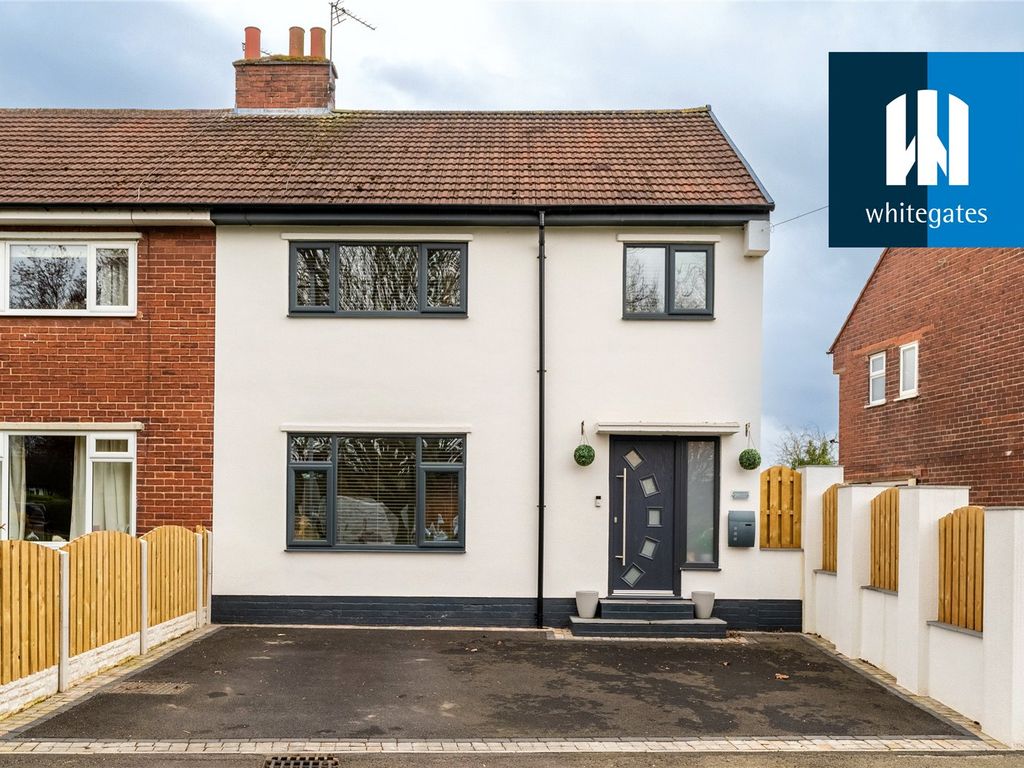 3 bed semidetached house for sale in Lakeside Estate, Ryhill