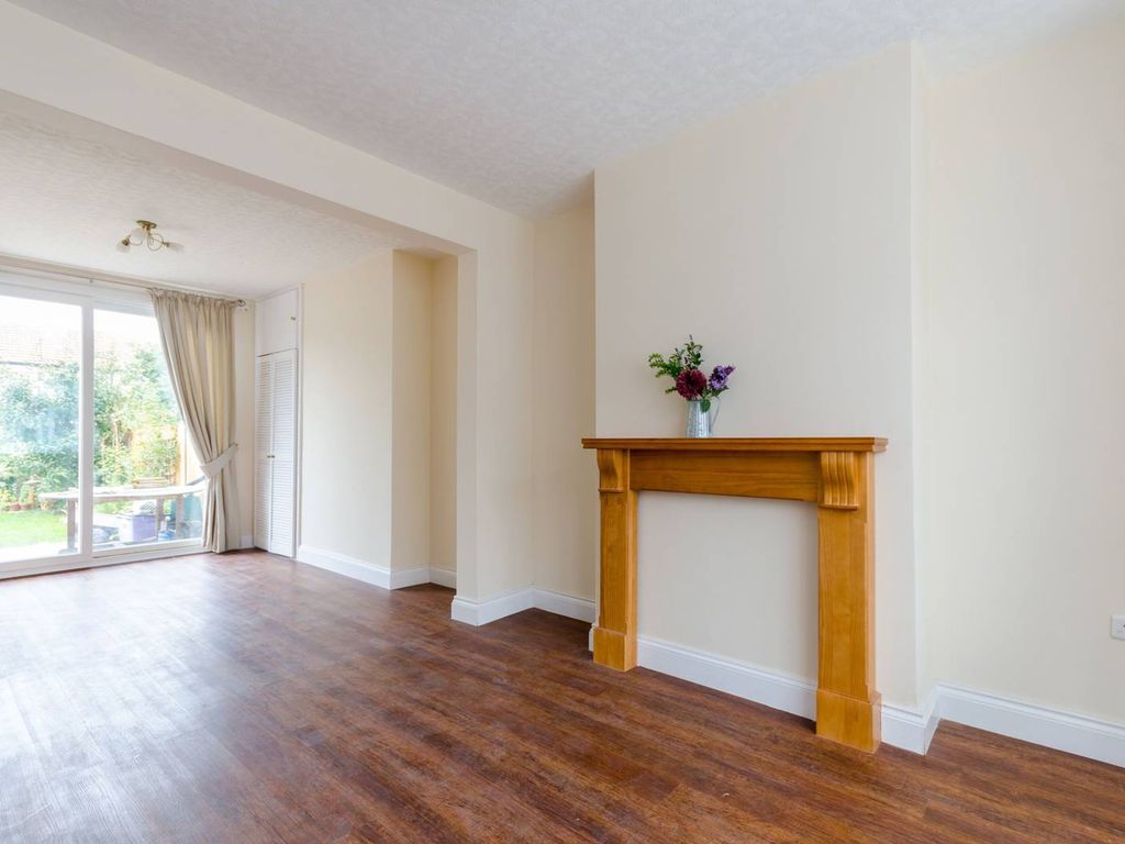 3 bed terraced house to rent in Motspur Park, Motspur Park, New Malden