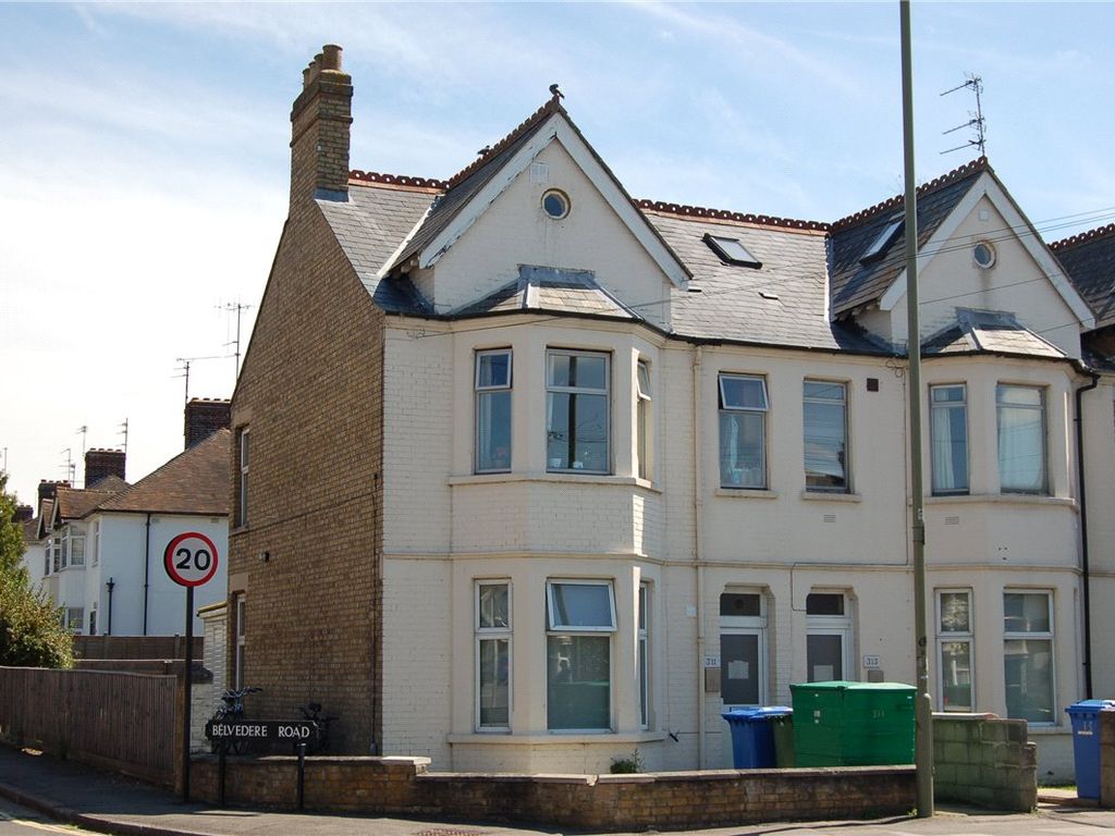 1 bed flat to rent in Cowley Road, Oxford, Oxfordshire OX4, £900 pcm