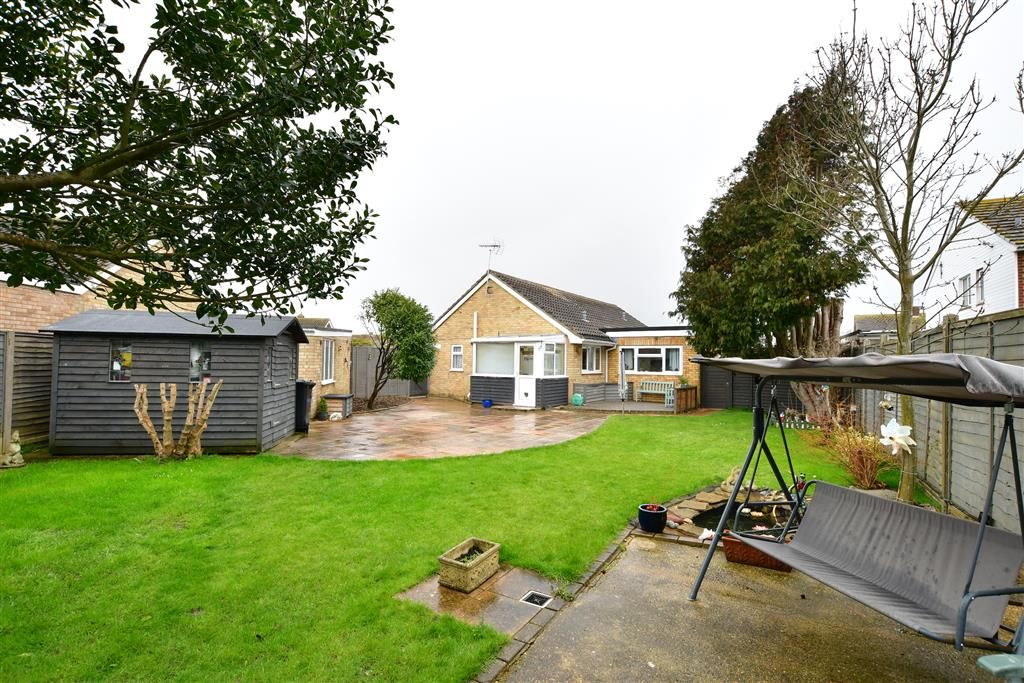 4 bed detached bungalow for sale in Ormesby Crescent, Bognor Regis