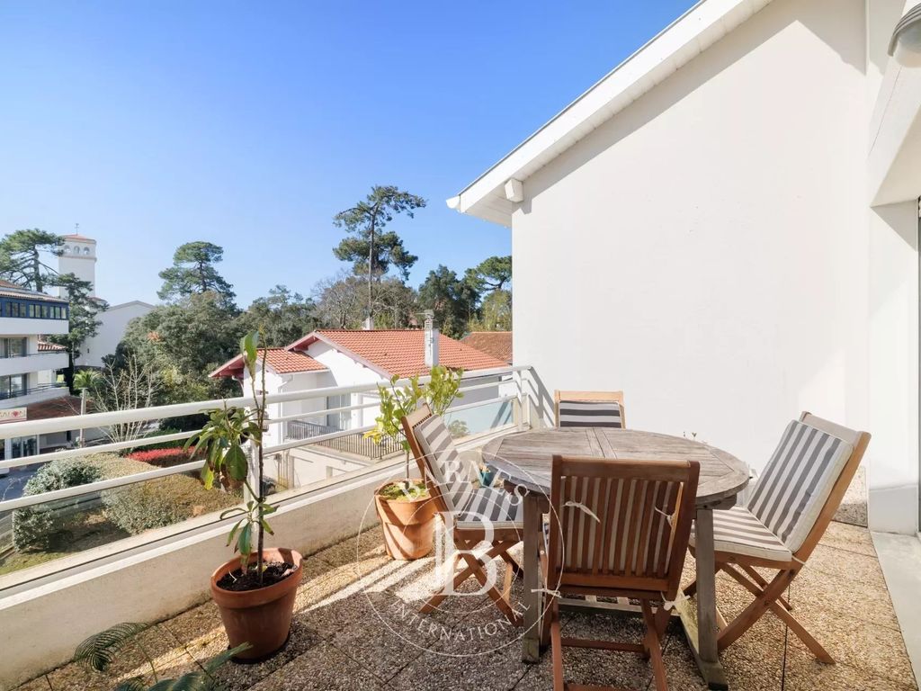 2 bed apartment for sale in Hossegor, 40150, France, £901,324 Zoopla