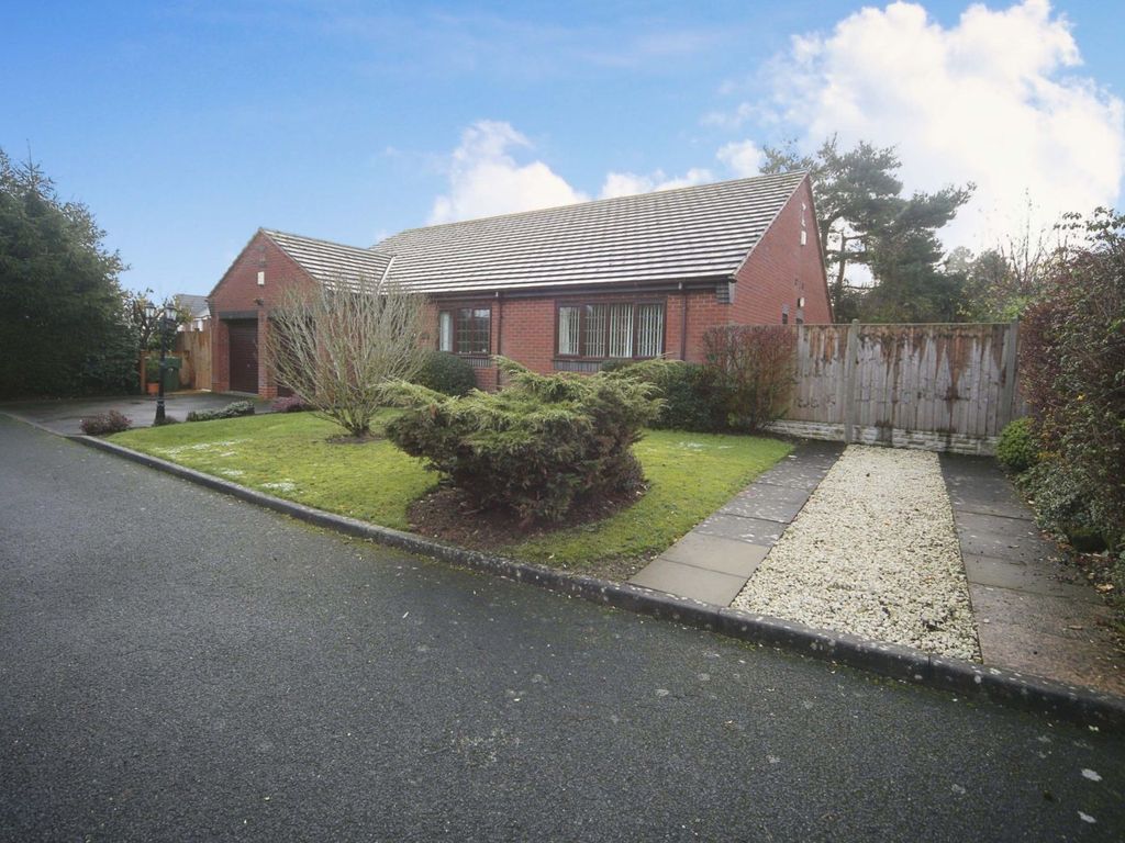 4 bed bungalow for sale in Harland Close, Bromsgrove B61 Zoopla