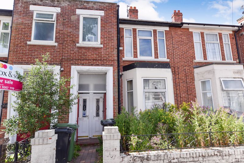 2 bed flat for sale in Laburnum Grove, Portsmouth PO2, £169,995 Zoopla