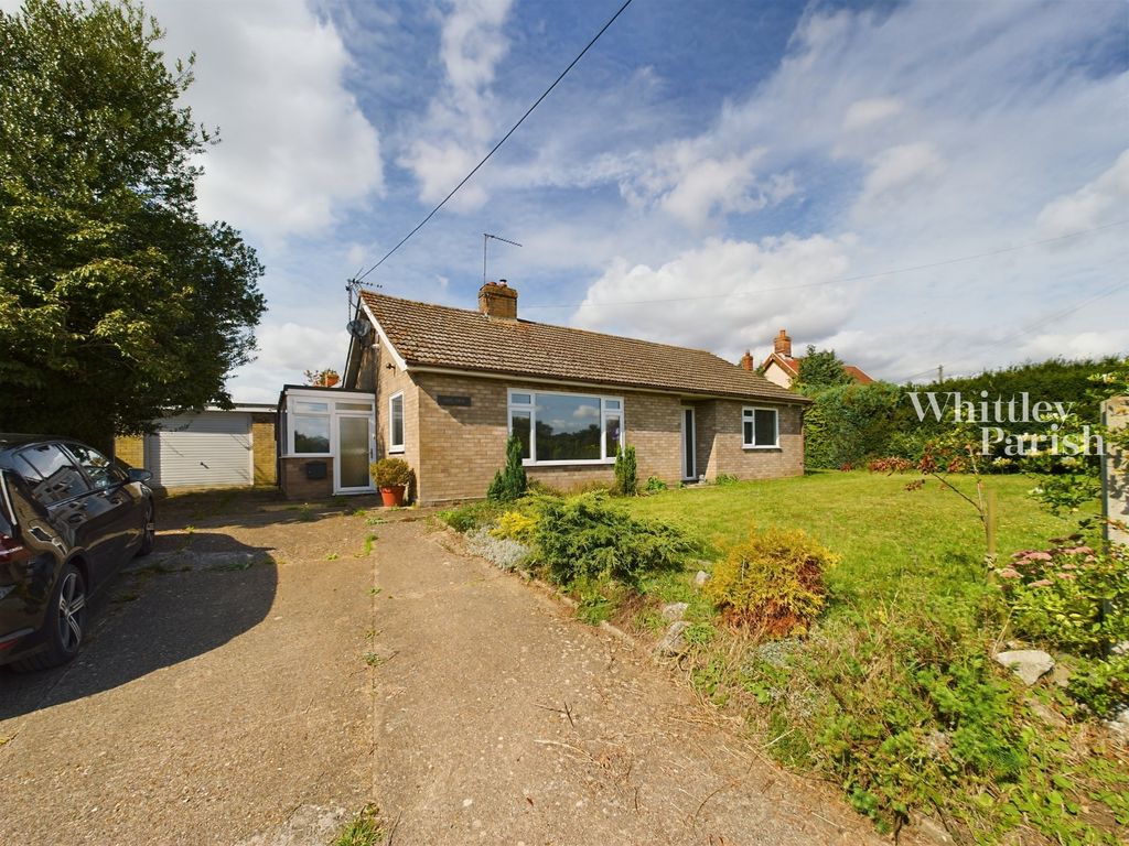 3 bed detached bungalow for sale in The Ling, Wortham, Diss IP22, £