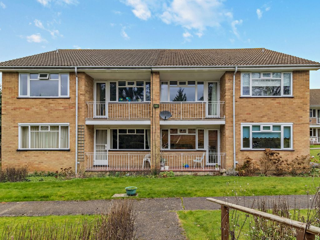 2 bed for sale in Abbotsford Lodge, Eastbury Avenue