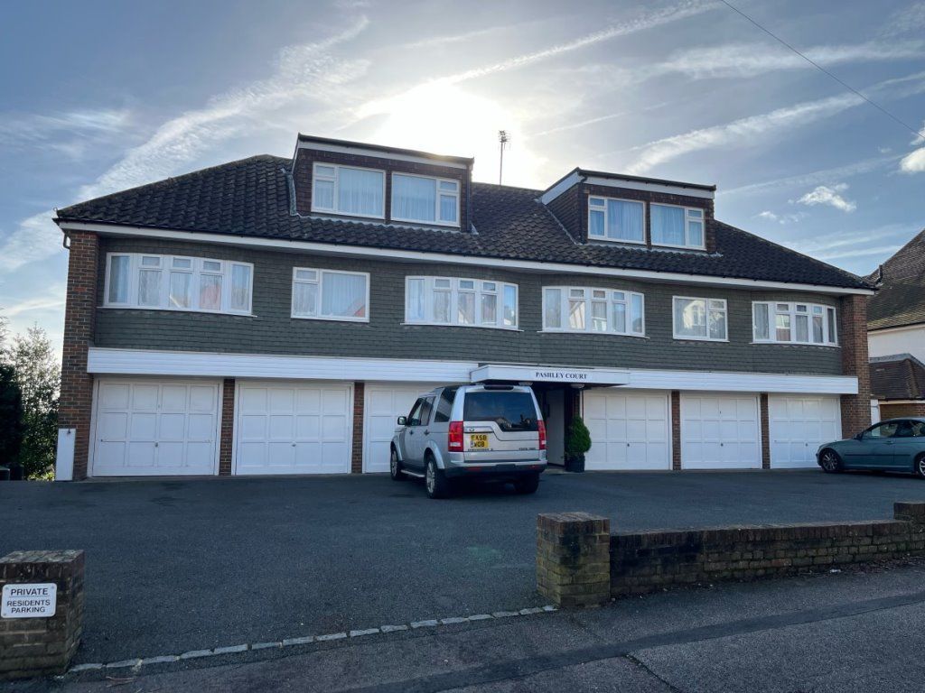 2 bed flat to rent in Pashley Road, Eastbourne BN20 Zoopla