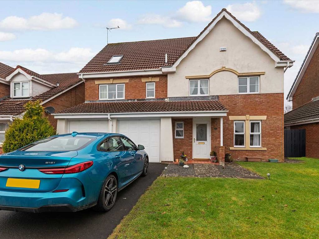 6 bed detached house for sale in Strathallan Gate, Hairmyres, East