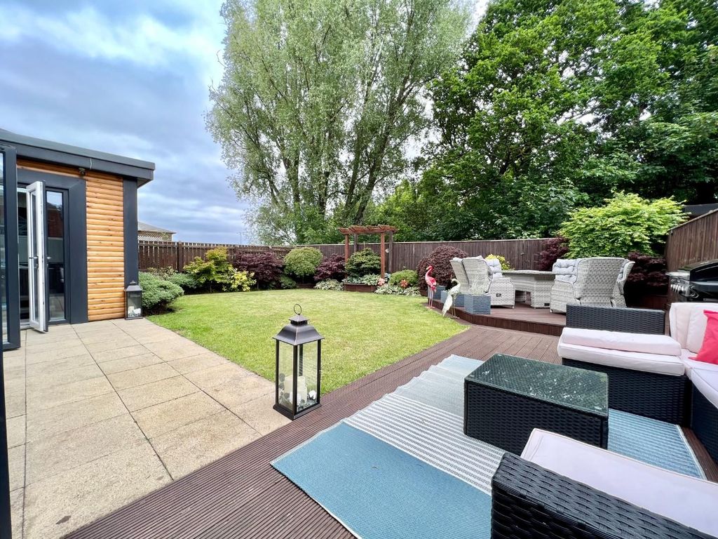 4 bed detached house for sale in Park Wynd, Middlesbrough TS4 Zoopla