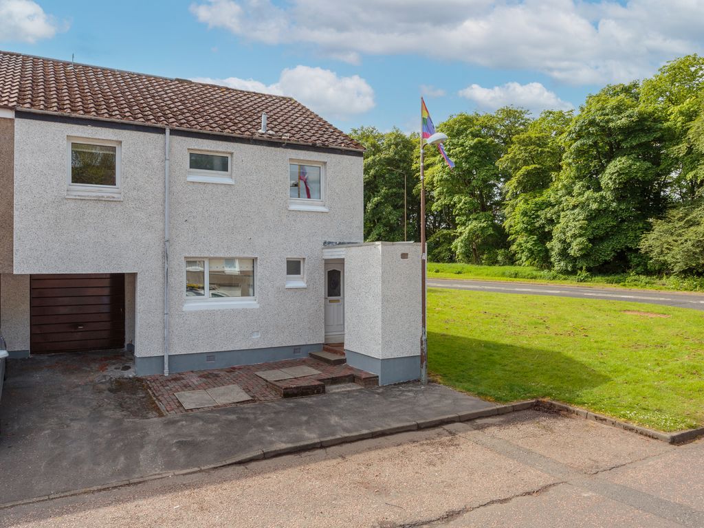 4 bed end terrace house for sale in Whinbank, Ladywell, Livingston EH54