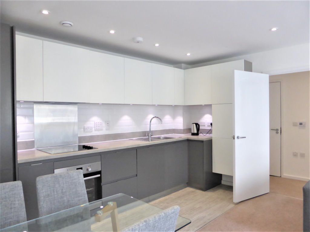 2 bed flat to rent in Fleet Street, Brighton BN1, £2,250 pcm Zoopla