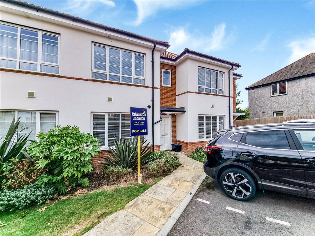 Harris Close, Orpington, Kent BR5  