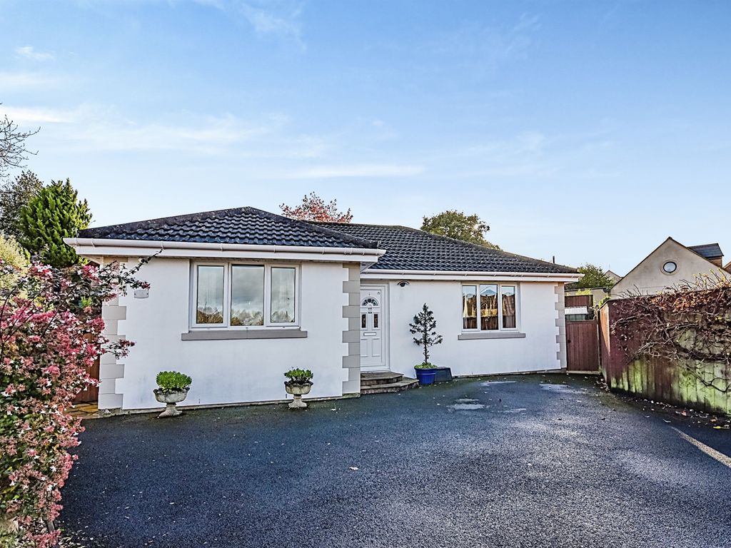 3 bed detached bungalow for sale in King Street, Warminster BA12 Zoopla
