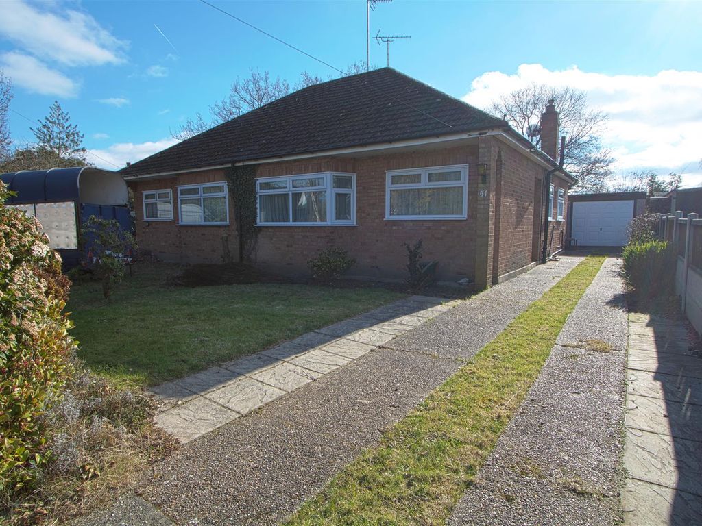 3 bed semidetached bungalow for sale in Church Street, Billericay CM11 Zoopla