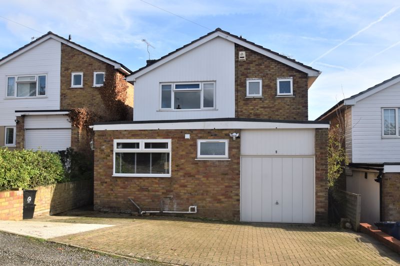 3 bed detached house for sale in Gladstone Rise, High HP13 Zoopla