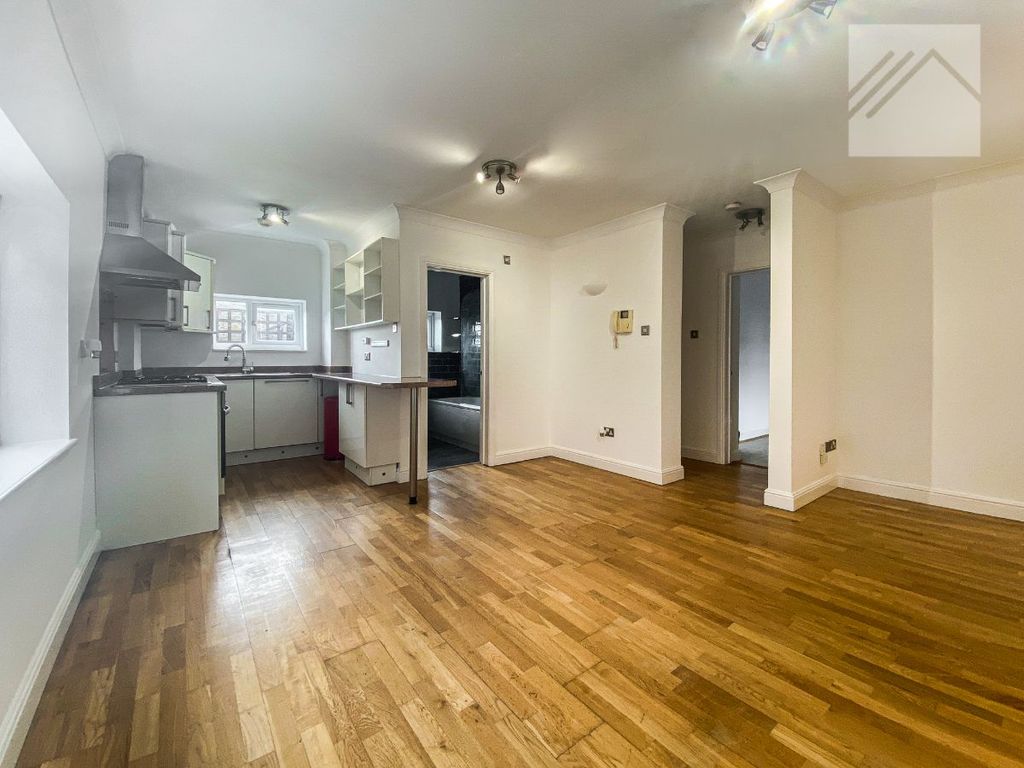 Foksville Road, Canvey Island SS8  