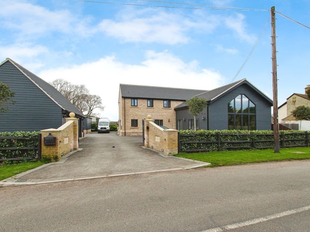 5 bed detached house for sale in Hasse Road, Soham, Ely CB7, £800,000