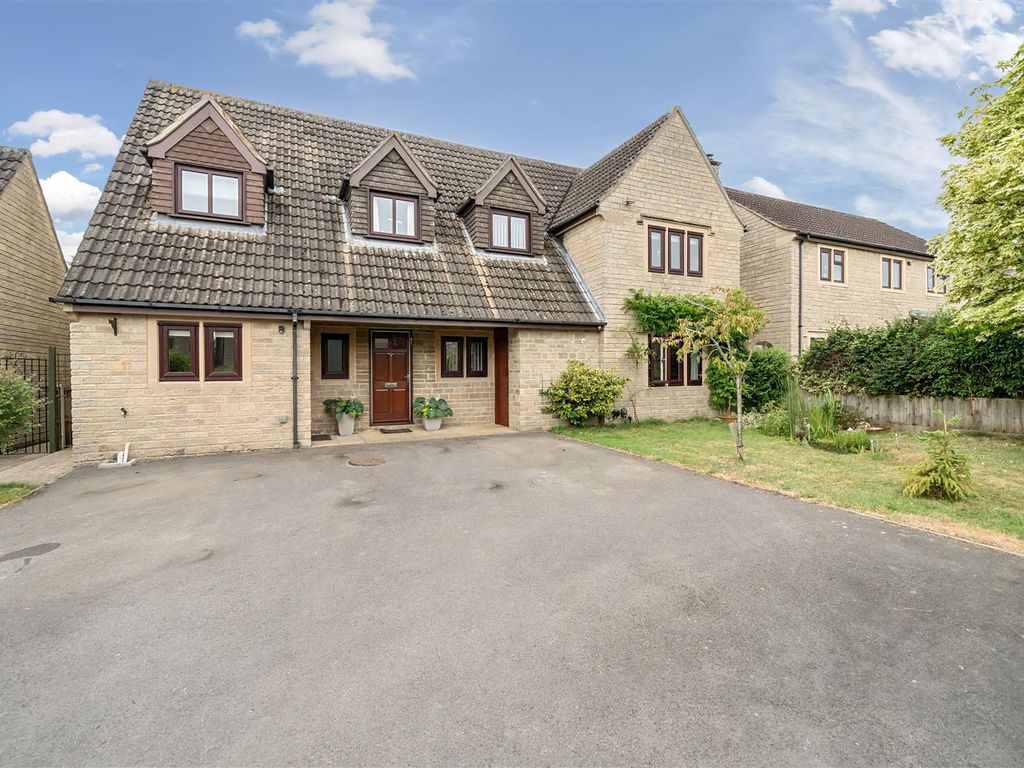 5 bed detached house for sale in Ham Meadow, Marnhull, Sturminster