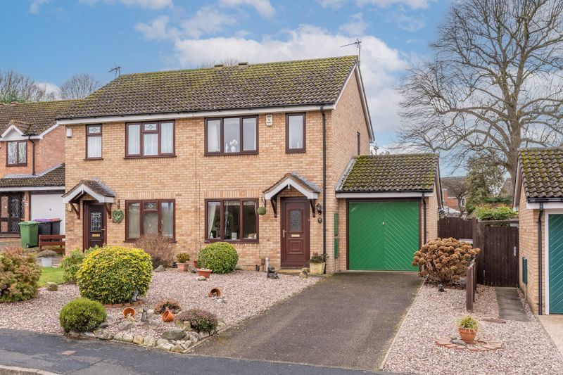 2 bed property for sale in Heatherdale, Apley, Telford TF1 Zoopla