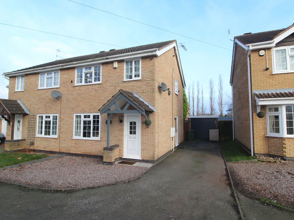 3 bed semidetached house for sale in Sanderson Close, Whetstone