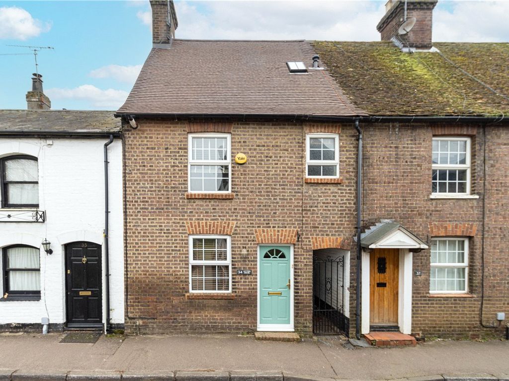 3 bed terraced house for sale in Leyton Road, Harpenden, Hertfordshire