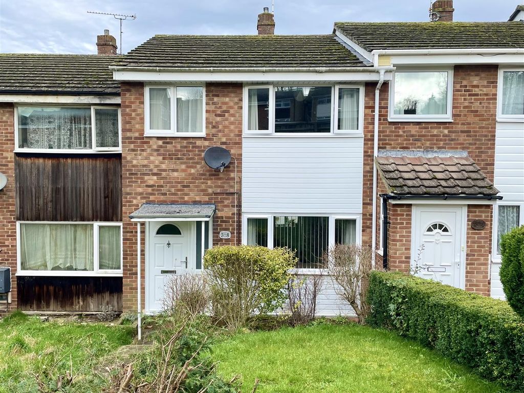 3 bed terraced house for sale in Windrush, Highworth, Swindon SN6, £