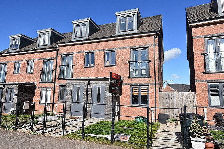 3 bed end terrace house for sale in Tithebarn Way, Tithebarn, Exeter