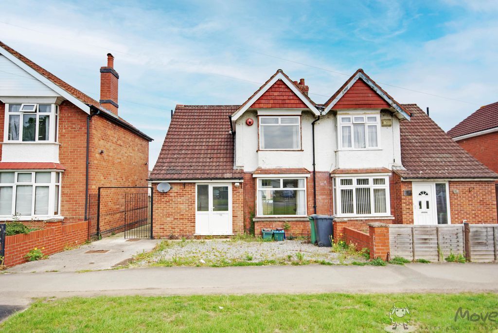 3 bed semidetached house for sale in Finlay Road, Gloucester GL4 Zoopla