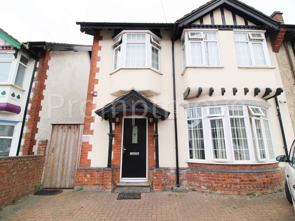 9 bed property to rent in Dunstable Road, Luton LU4, £5,500 pcm Zoopla