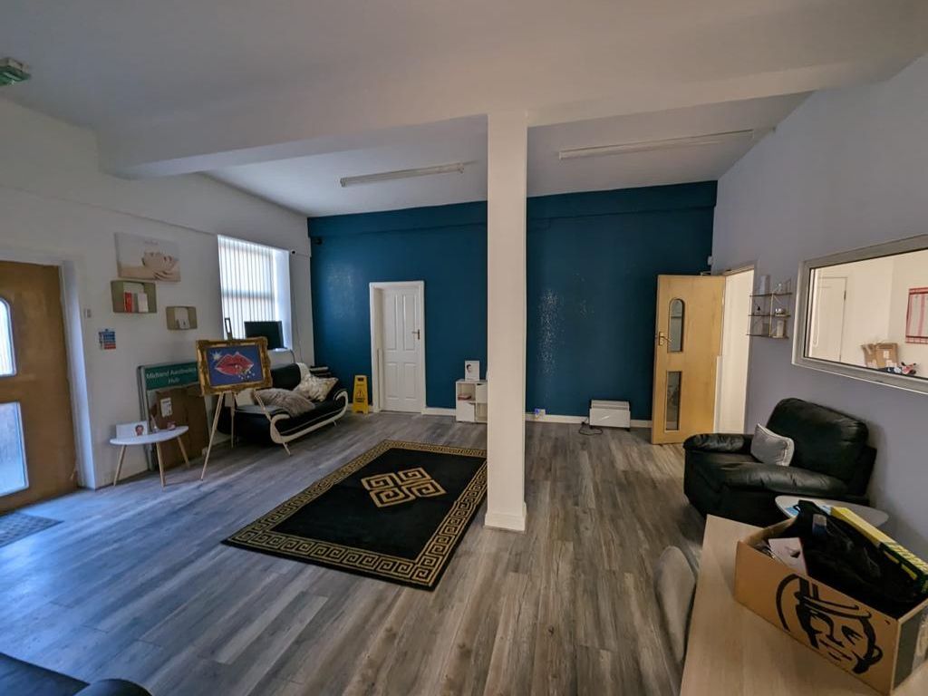 Commercial property to let in Institute Road, Kings Heath, Birmingham