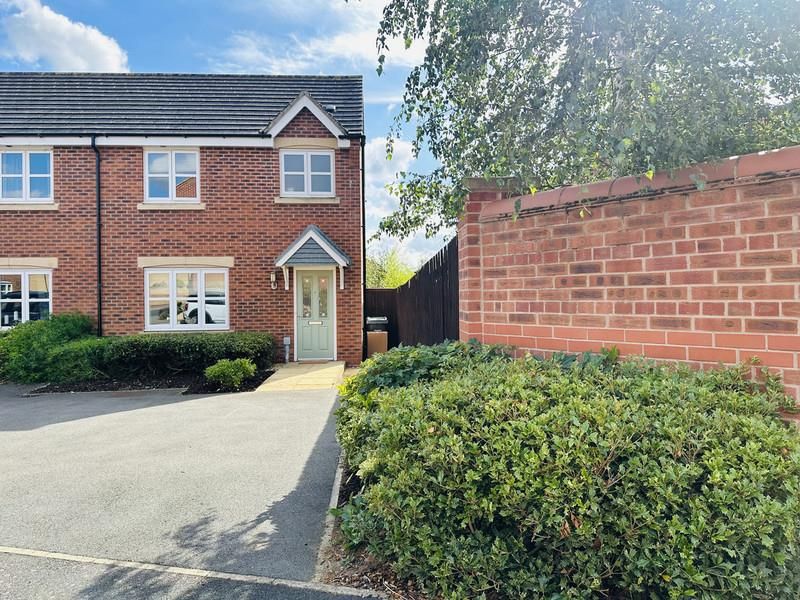 3 bed semidetached house for sale in Howgate Close, Sileby
