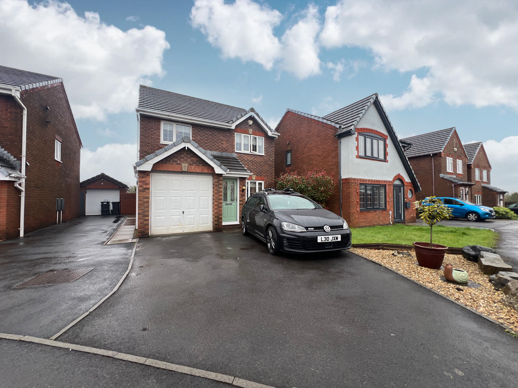 3 bed detached house for sale in Dennithorne Close, Dowlais, Merthyr