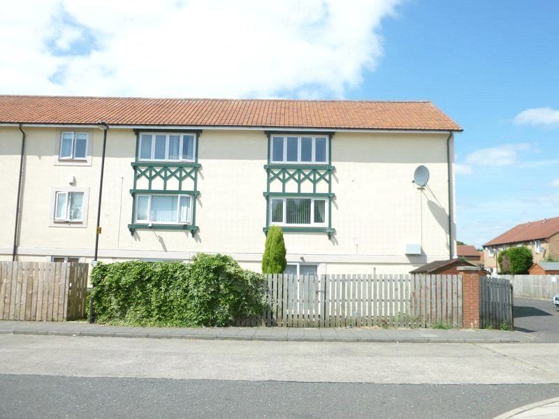 2 bed flat for sale in Ambergate Close, Newcastle Upon Tyne, Tyne And