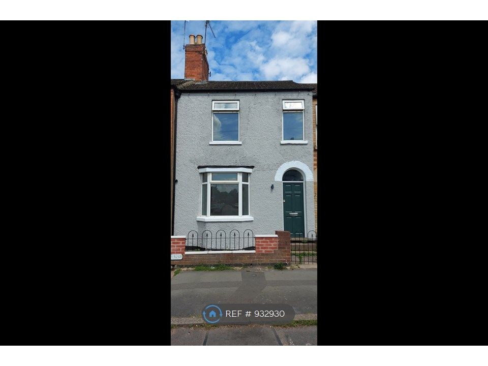 2 bed terraced house to rent in Green Lane, Kettering NN16, £995 pcm