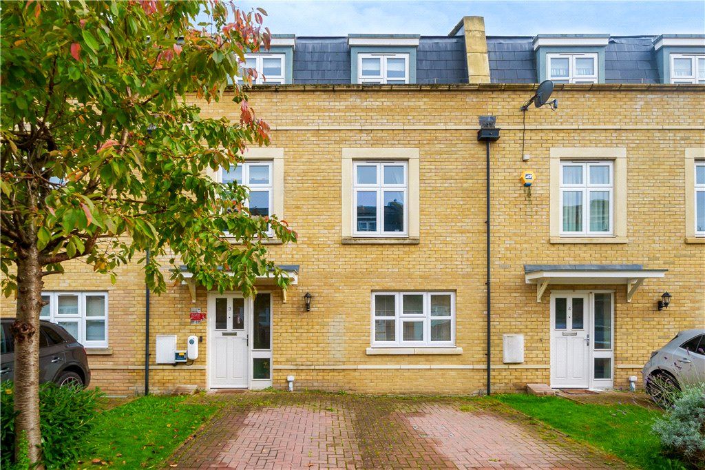 5 bed terraced house for sale in Storey Close, Ickenham, Uxbridge UB10