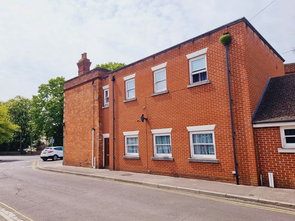 2 bed flat for sale in Brockhurst Road, Gosport PO12 Zoopla