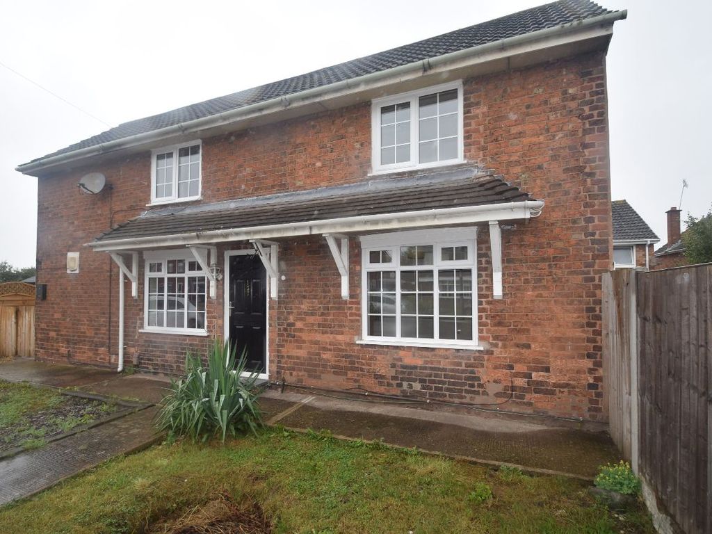 2 bed cottage to rent in Trench Road, Trench, Telford TF2, £725 pcm Zoopla