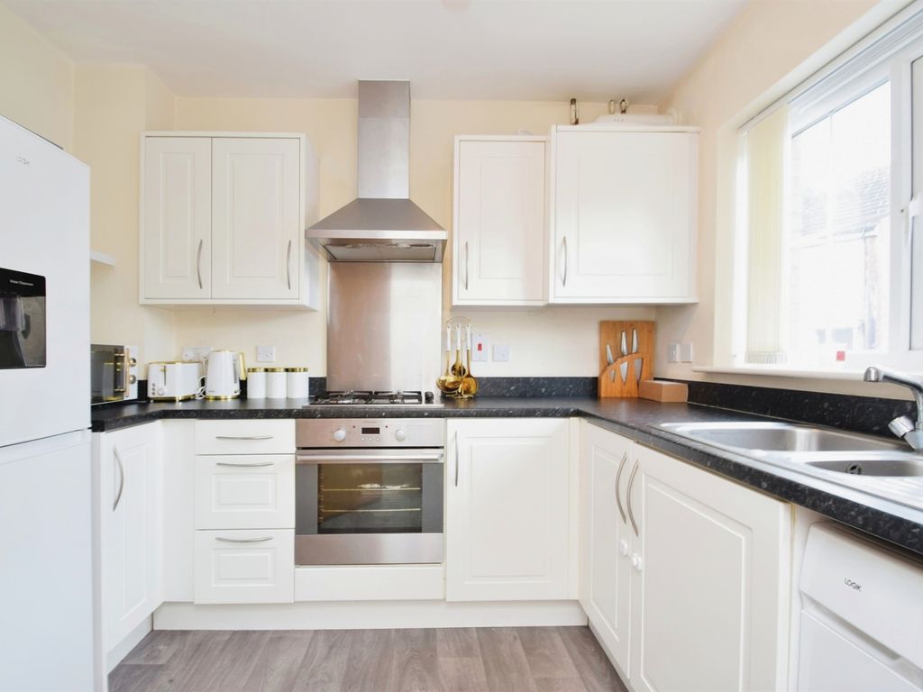 2 bed terraced house for sale in Clos Y Cudyll Coch, Laleston, Bridgend