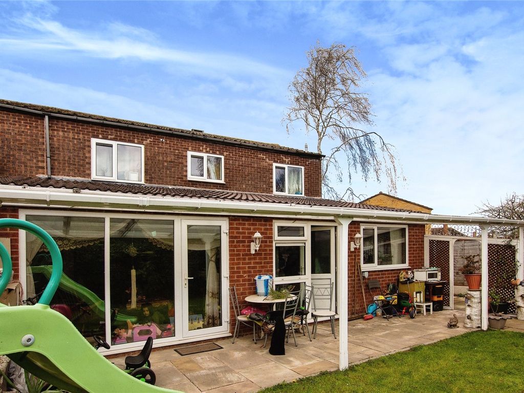 4 bed end terrace house for sale in Trevose Retreat, Birmingham, West