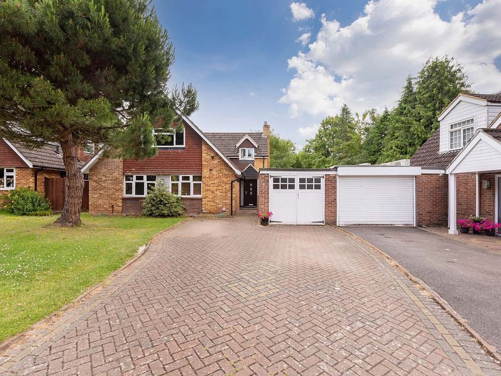 4 bed detached house for sale in Farnham Lane, Farnham Royal SL2 Zoopla