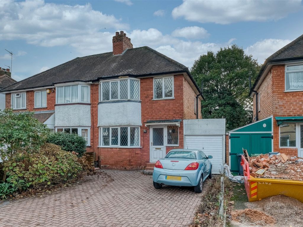3 bed semidetached house for sale in Union Road, Shirley, Solihull B90
