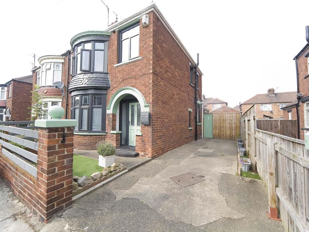 3 bed semidetached house for sale in Lichfield Road, Middlesbrough TS5