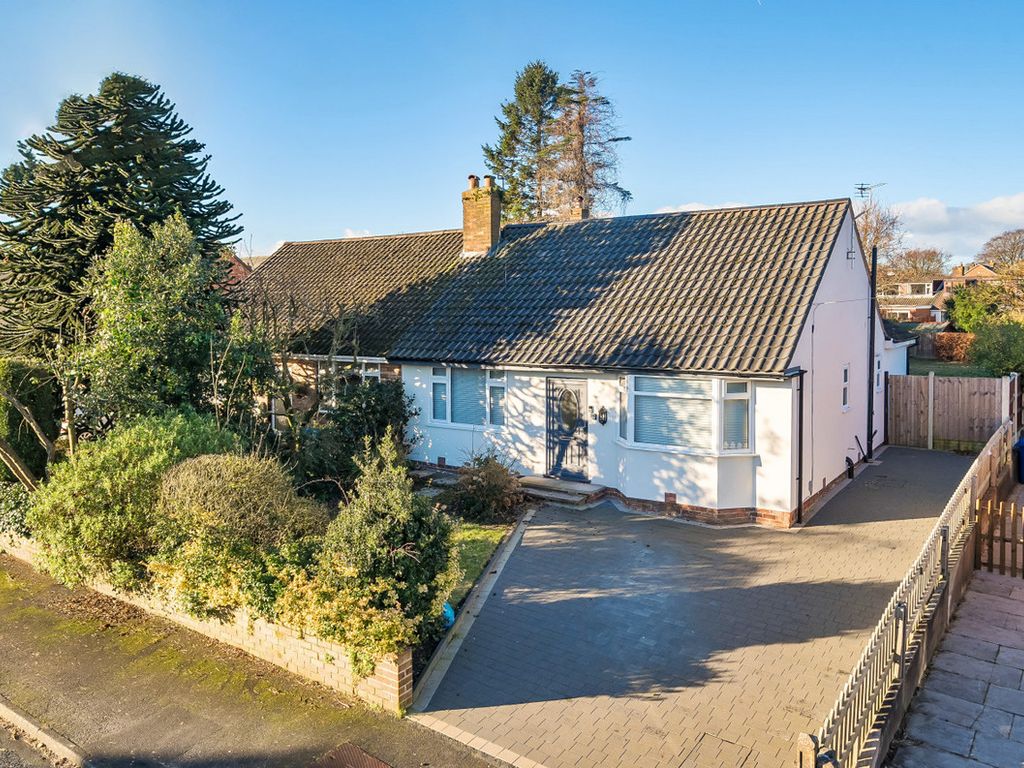 2 bed semidetached bungalow for sale in Calder Avenue, Ormskirk L39, £