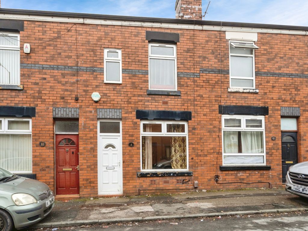 3 bed terraced house for sale in Avenue Street, Bolton, Greater