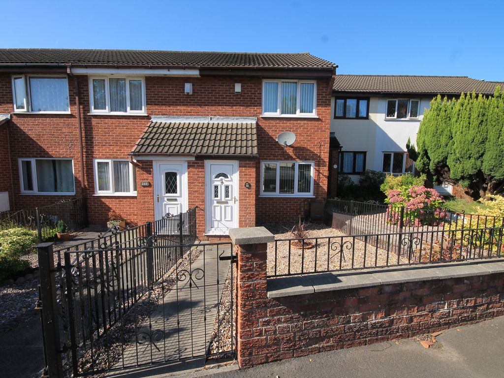 2 bed mews house to rent in Station Road, Bamber Bridge, Preston PR5, £