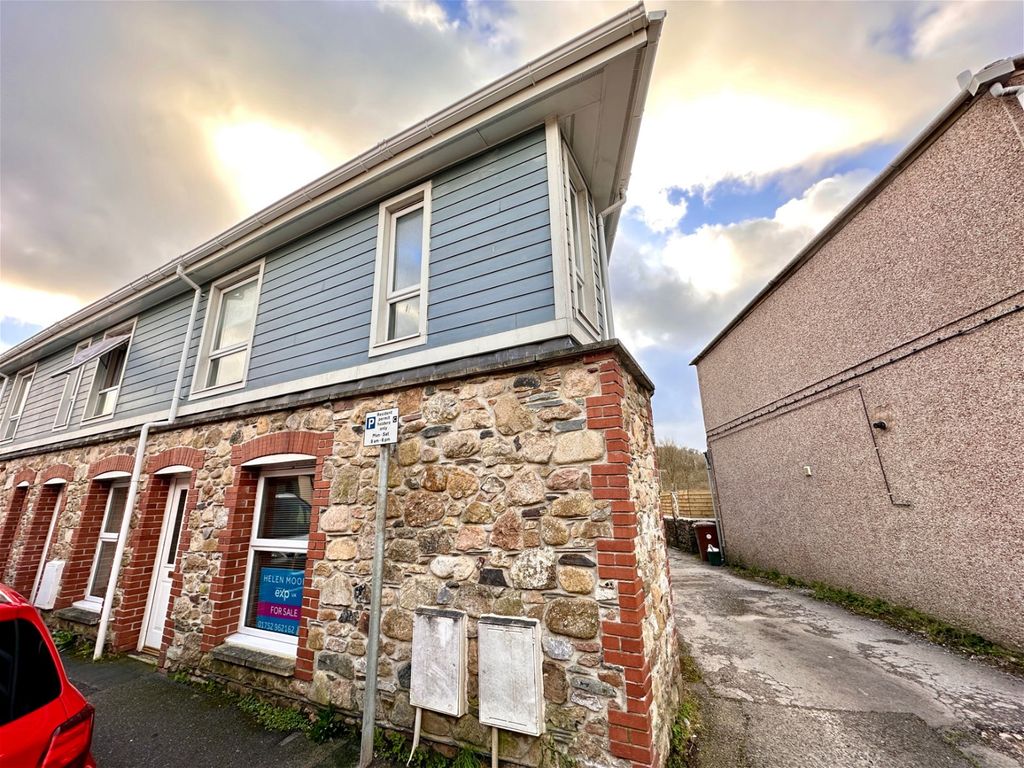 2 bed end terrace house for sale in Erme Mews, Park Street, Ivybridge
