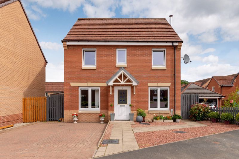 3 bed detached house for sale in 8 Kittlegairy Park, Peebles EH45 Zoopla